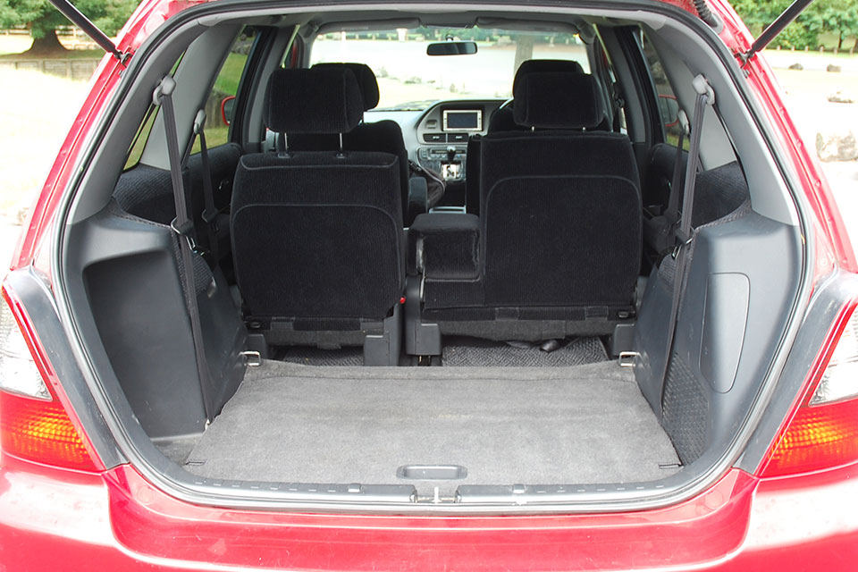 Honda Odyssey 2002 Boot Space