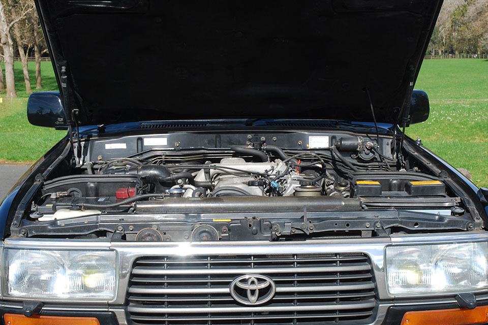 Toyota Landcruiser 1996 Engine