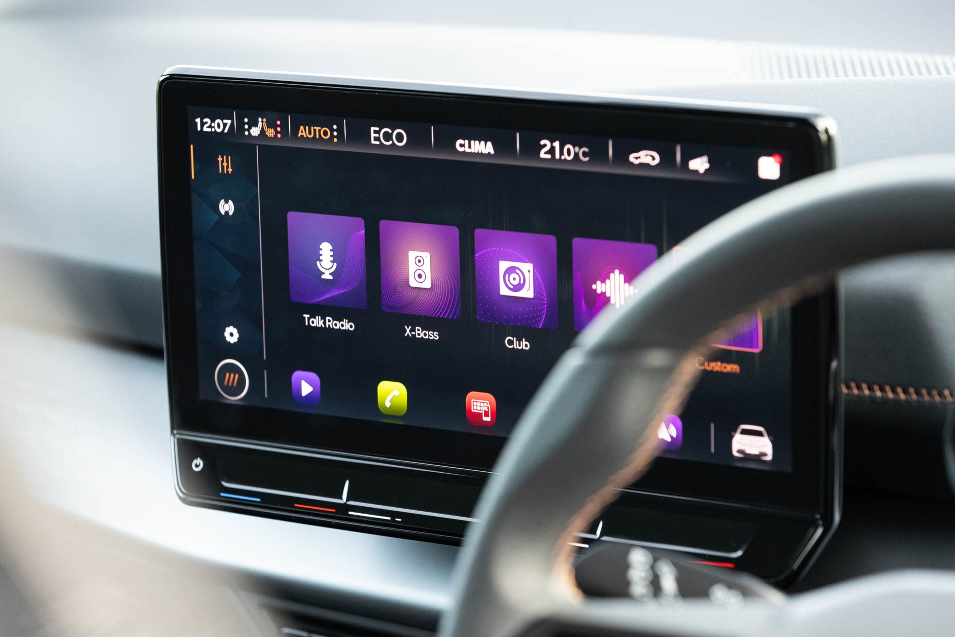 2023 Cupra Born V Infotainment Screen