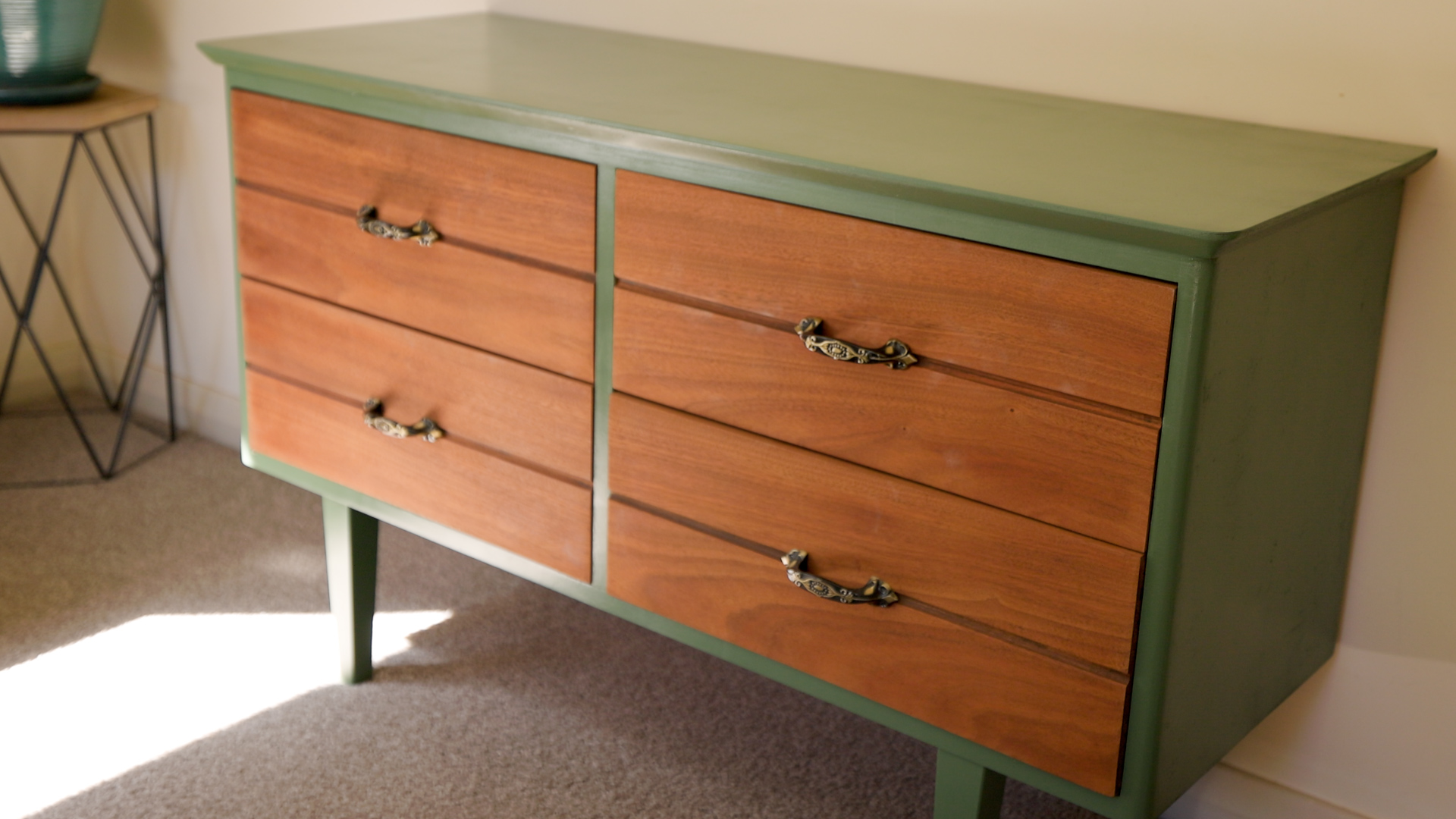 Upcycled set of drawers.
