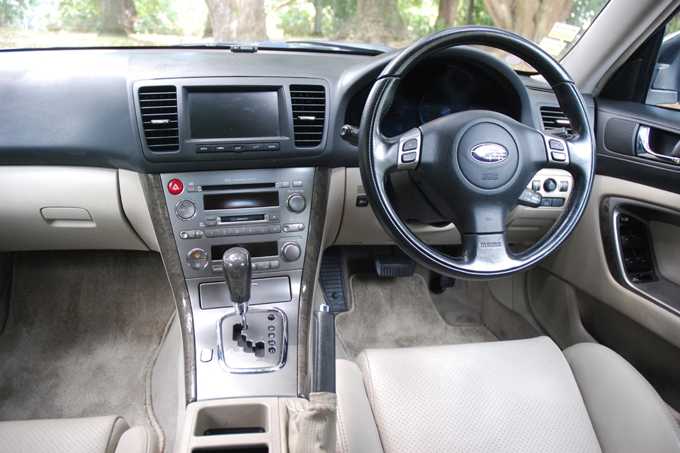 Subaru Legacy 2005 Interior