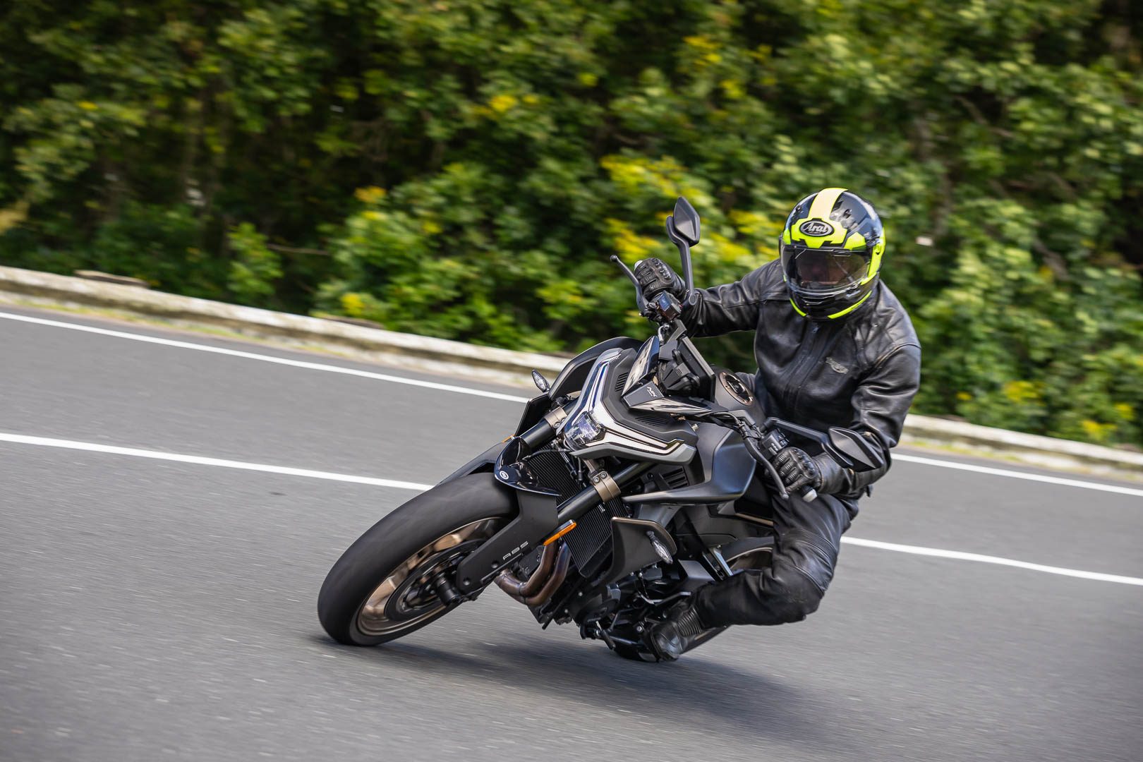 CFMOTO front cornering