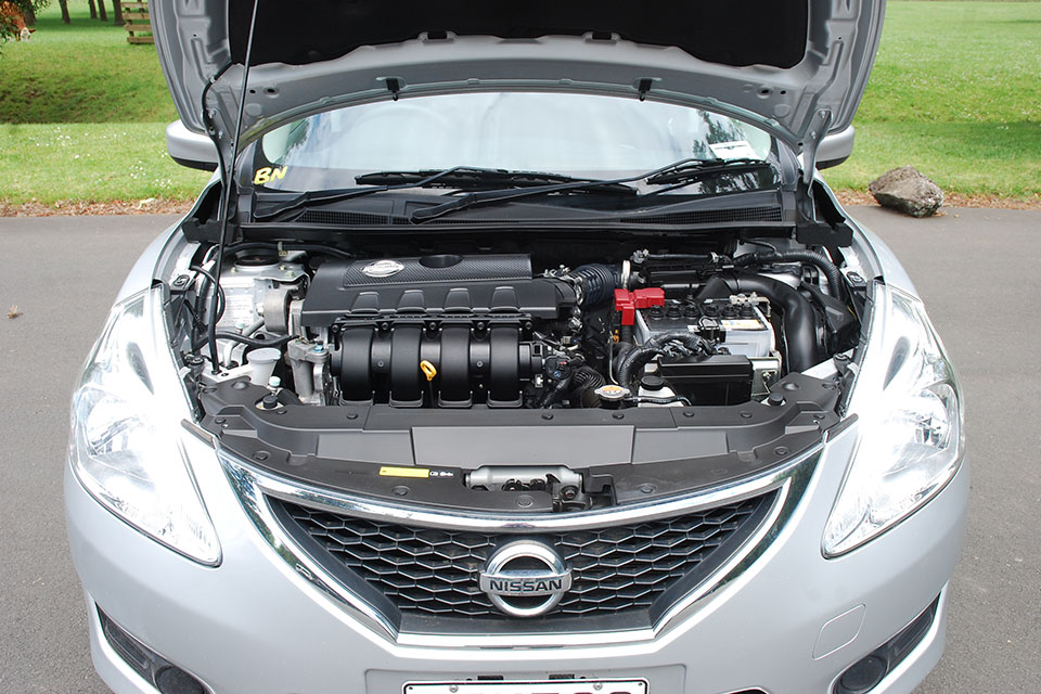 Nissan Pulsar 2014 Engine