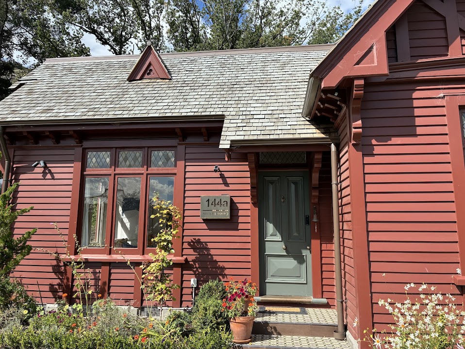 Casterson Cottage exterior wall