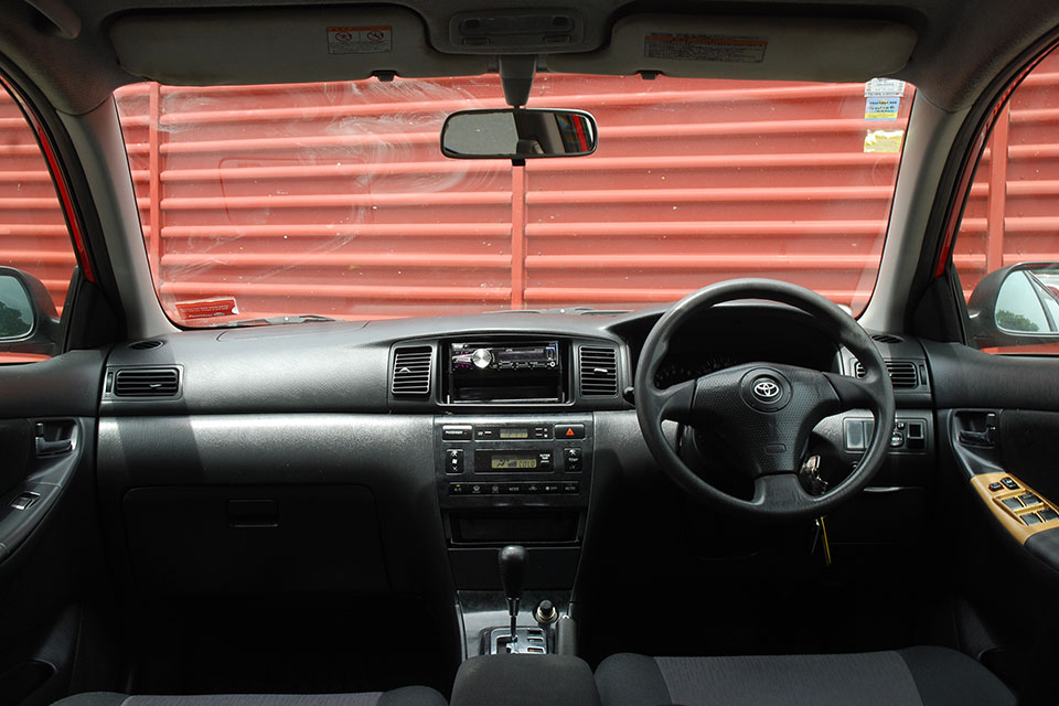 Toyota Fielder 2001 Interior