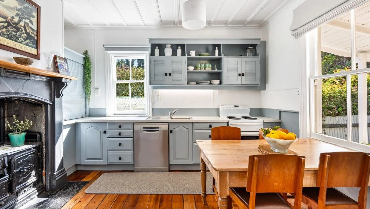 The kitchen with its large window