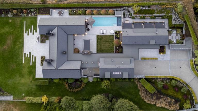 Bird's eye view of the home and setting.
