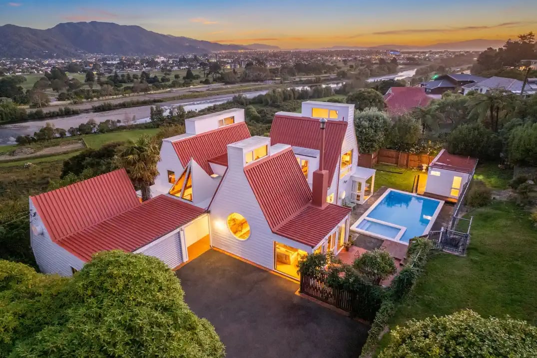 Peek inside this 'alien spaceship' that became a family's forever home