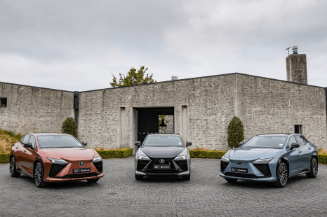 Lexus RZ