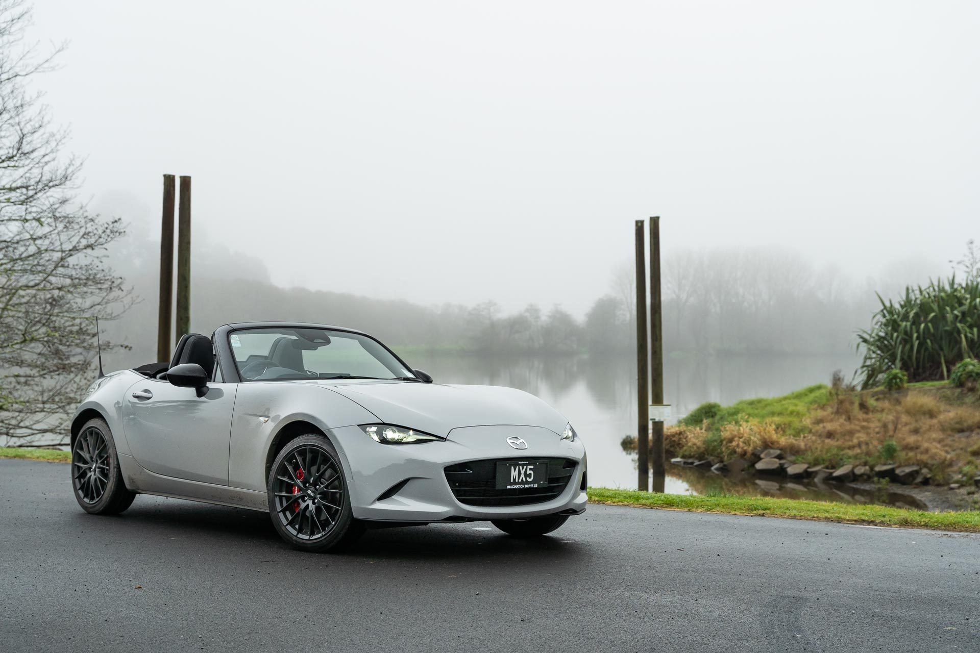 Mazda MX5 side
