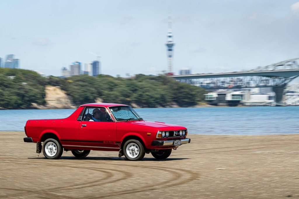 Subaru Brumby 1981 panning dynamic shot 