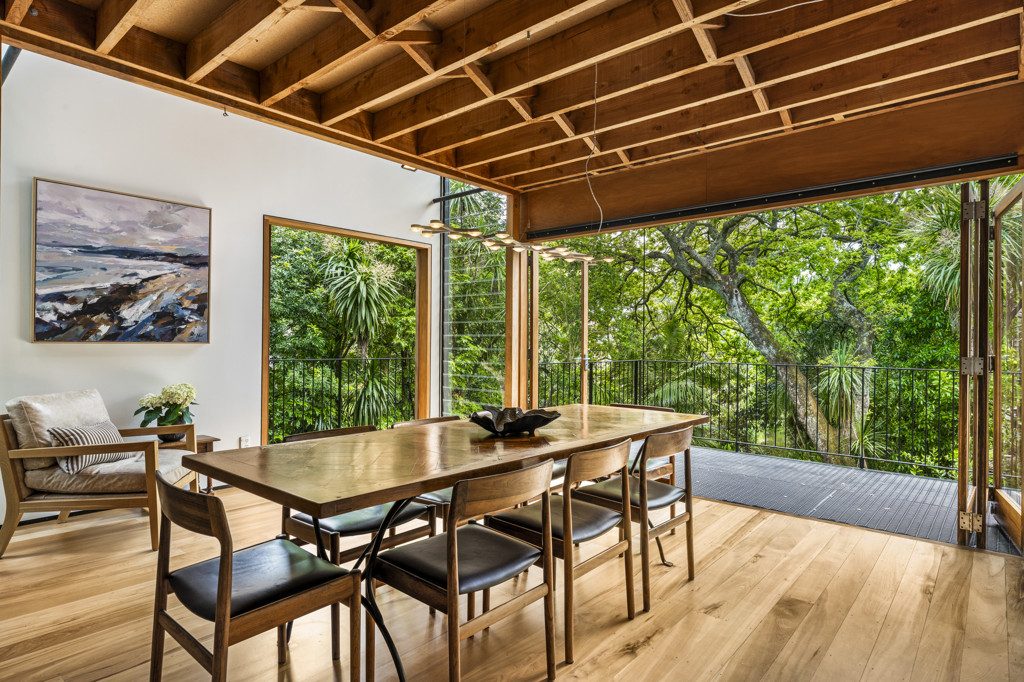 Bifold doors to the bush from Clifford Forsyth home