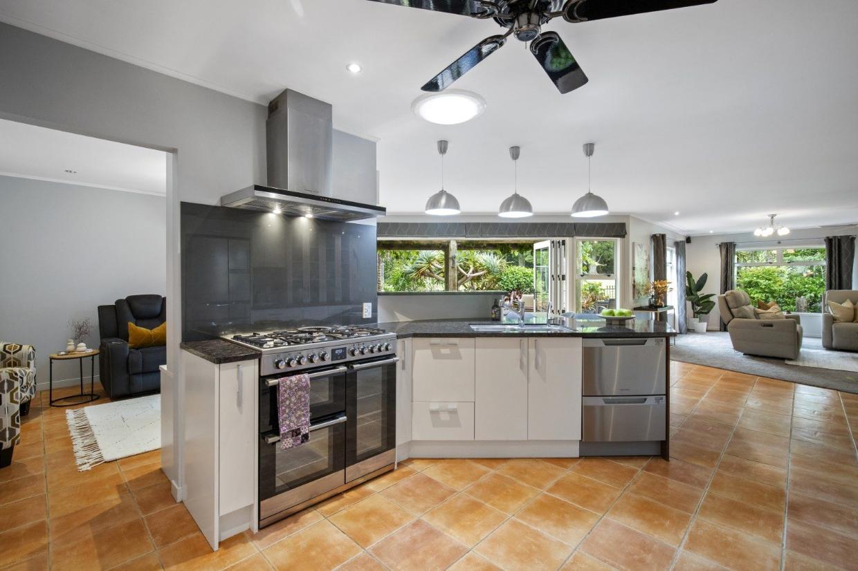 The interior is open plan, easy-care and modern.