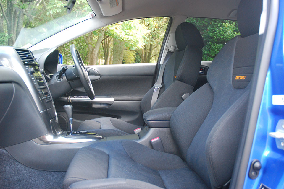 Toyota Caldina 2006 Front Seats