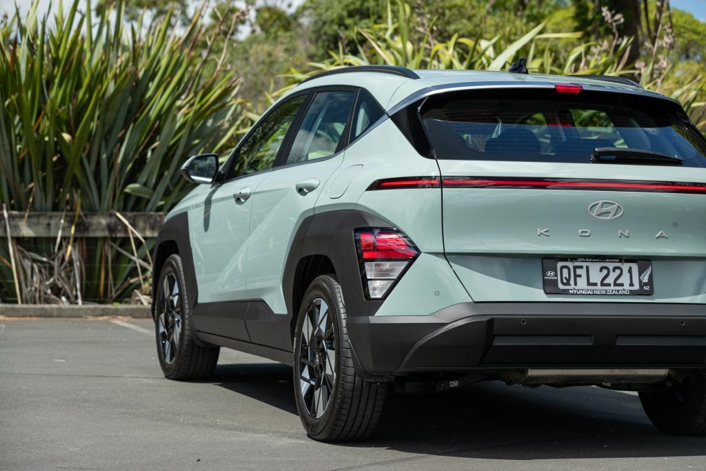 Hyundai Kona Hybrid Active rear detail