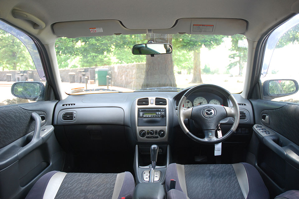 Mazda Familia 2000 Interior