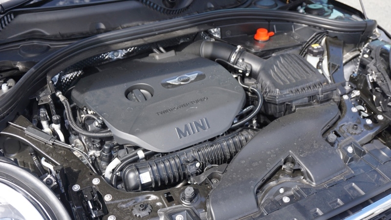 Mini Clubman 2016 Engine