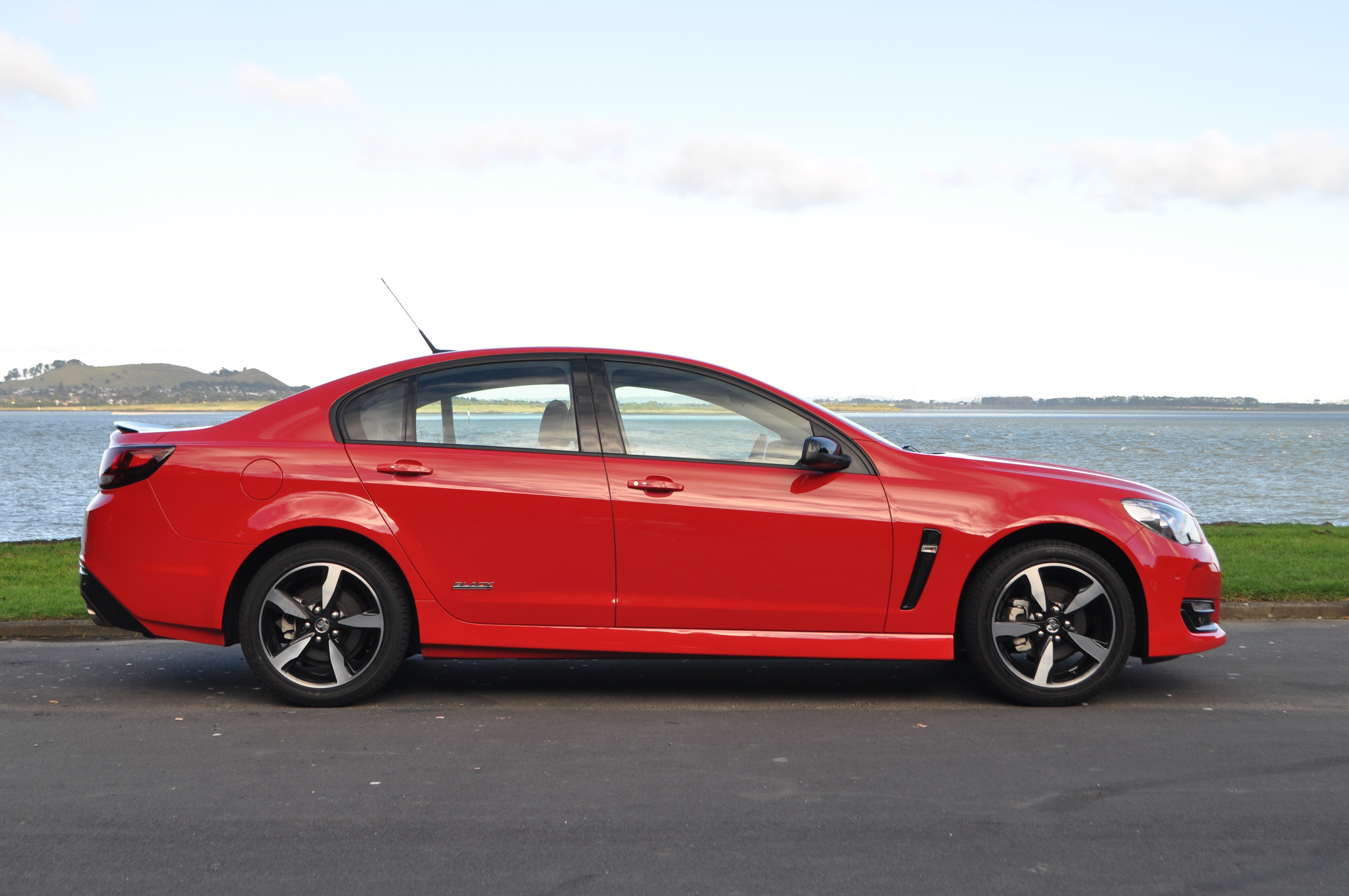 Holden Commodore SV6 Side