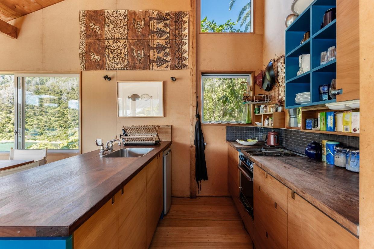 Even the kitchen cabinets and benchtops are timber.