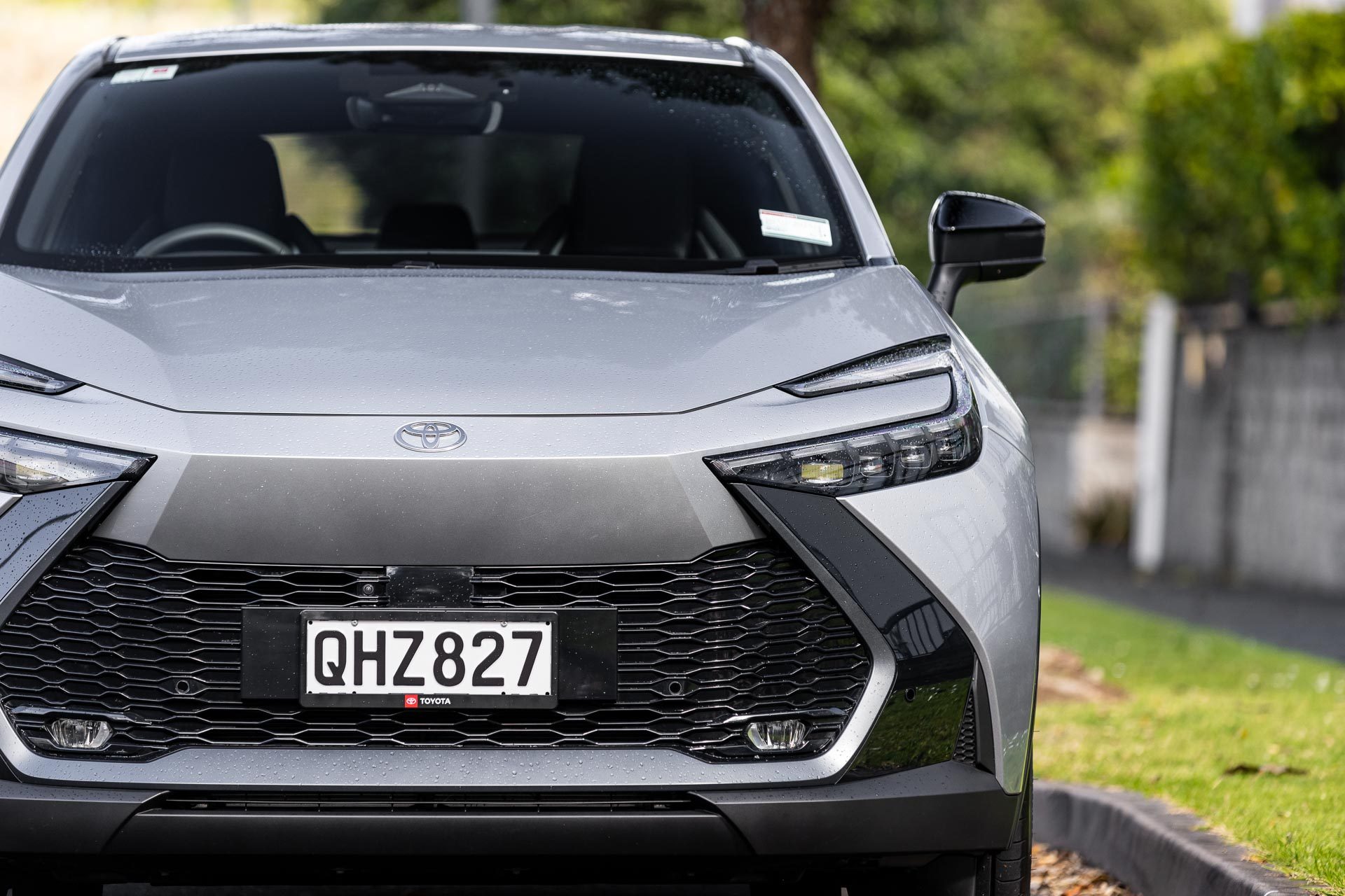 Toyota-C-HR-GXL-Hybrid-front-profile-detail