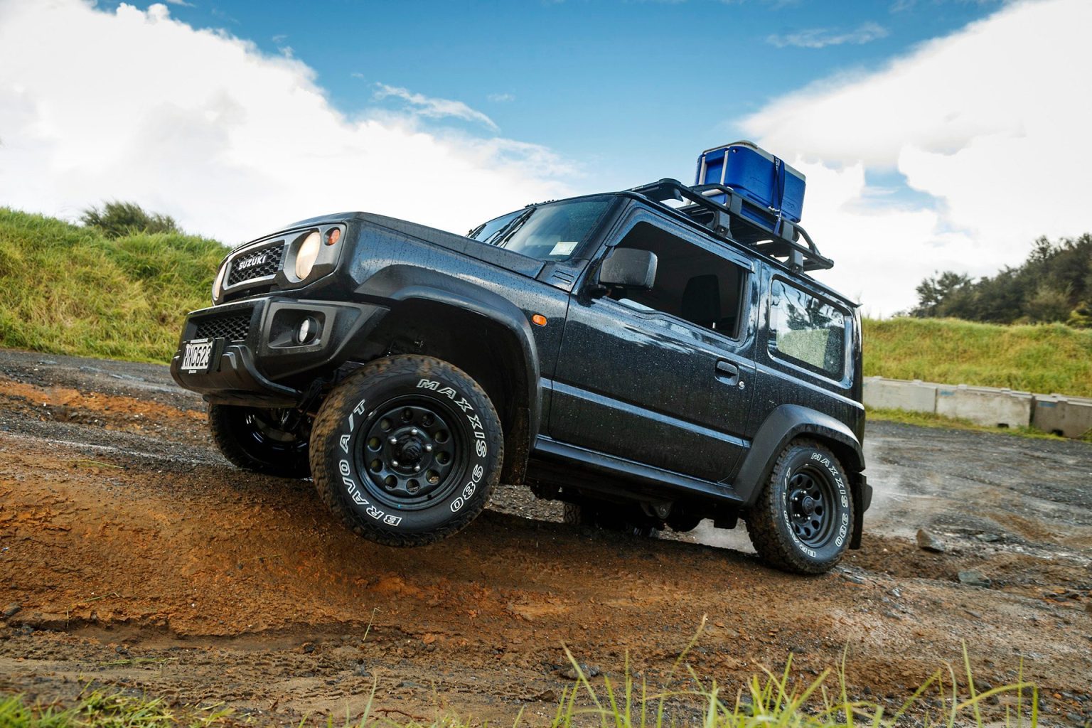 2021 Suzuki Jimny Safari articulation