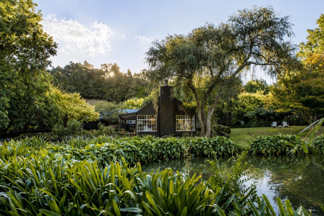 A pond, willow trees and rolling countryside - this Clevedon property has fairytale elements and it’s easy to believe it has been used as a wedding venue in the past.