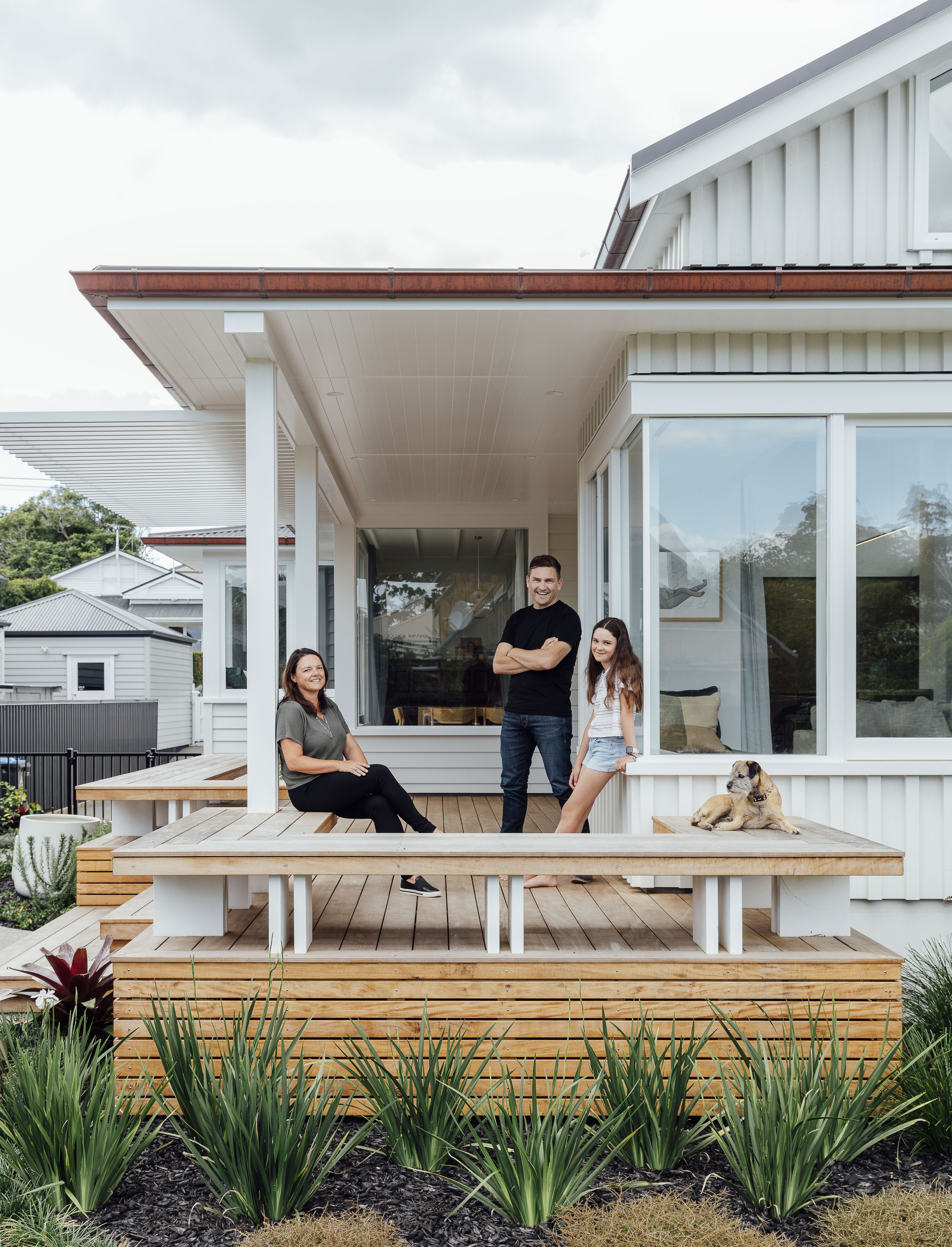 The pergola and decking out the back are two of Maria and James’s favourite features. They were extra chuffed with the picture-frame deck when they took a closer look at its flawless finish. The low-maintenance planting of the front and rear gardens by GreensceneNZ placed the focus on natives (among them kōwhai, nīkau, pūriri, ponga and puka) and other plants that will attract the birds and the bees.