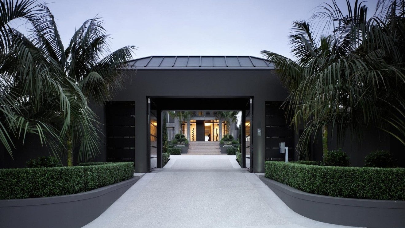 14 Ronaki Road in Auckland's Mission Bay