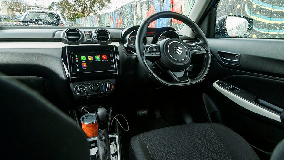 2020 Suzuki Swift Hybrid interior