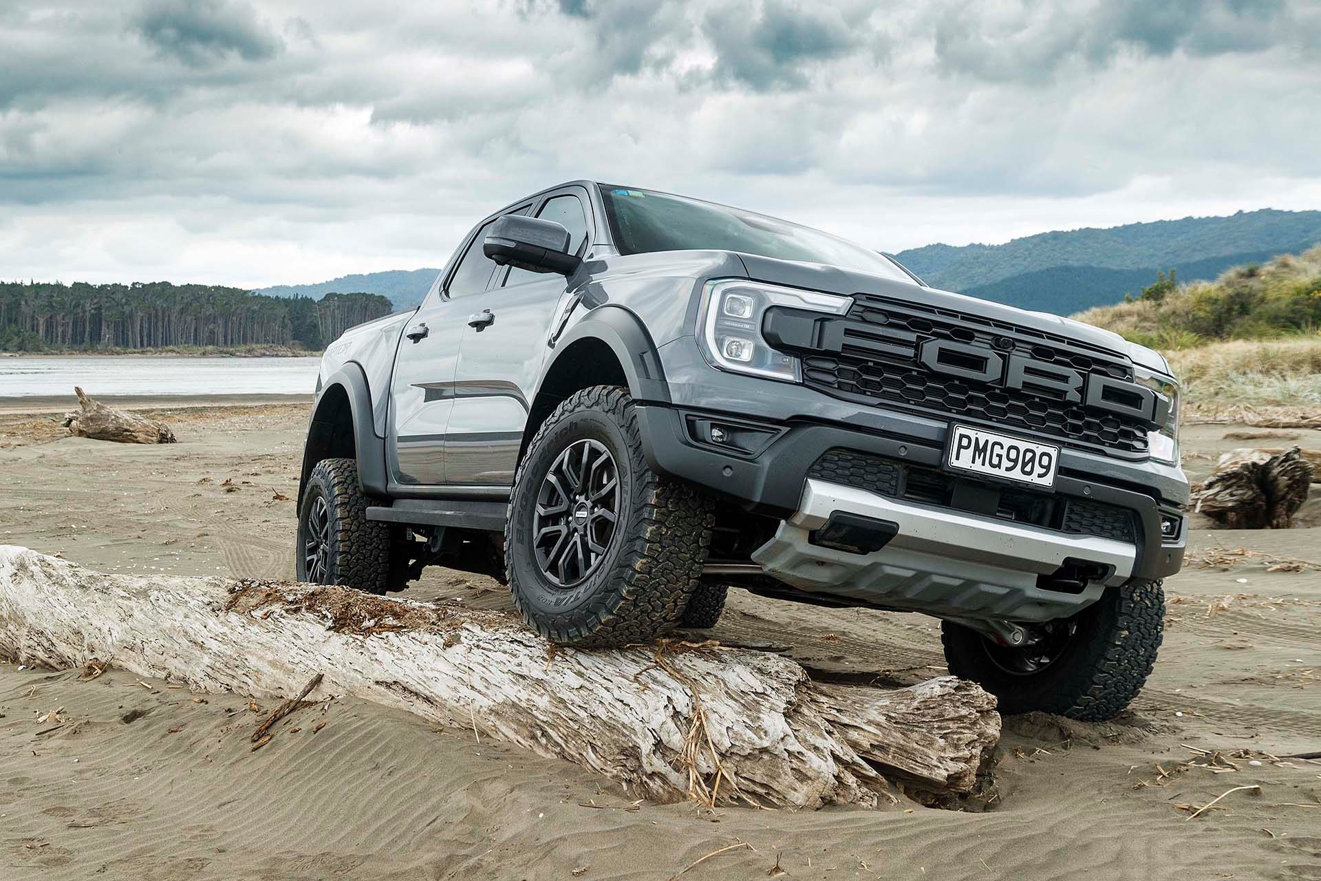 Ford Ranger Raptor Articulation