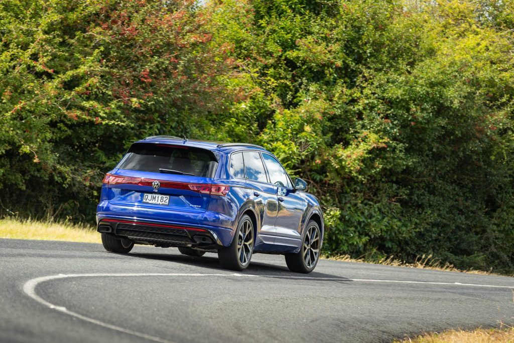 VW Touareg R rear cornering view 