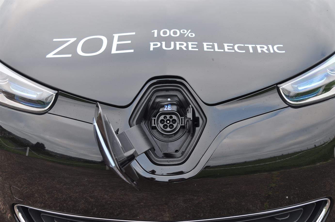 Renault Zoe 2016 Charging point