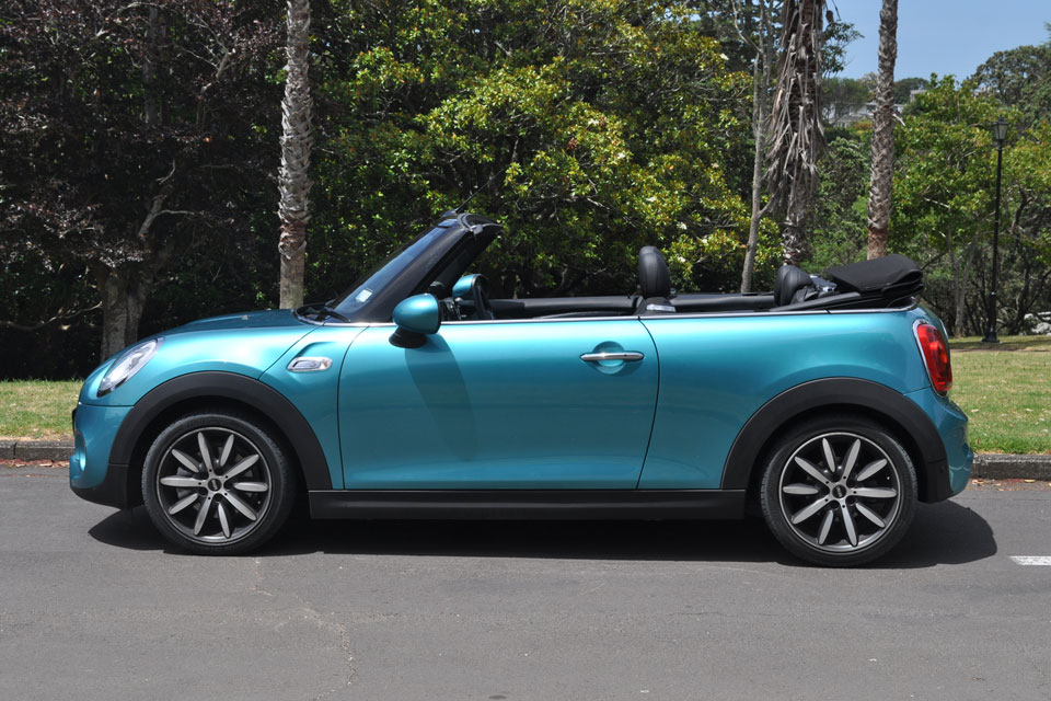 Mini CooperS Convertible Side