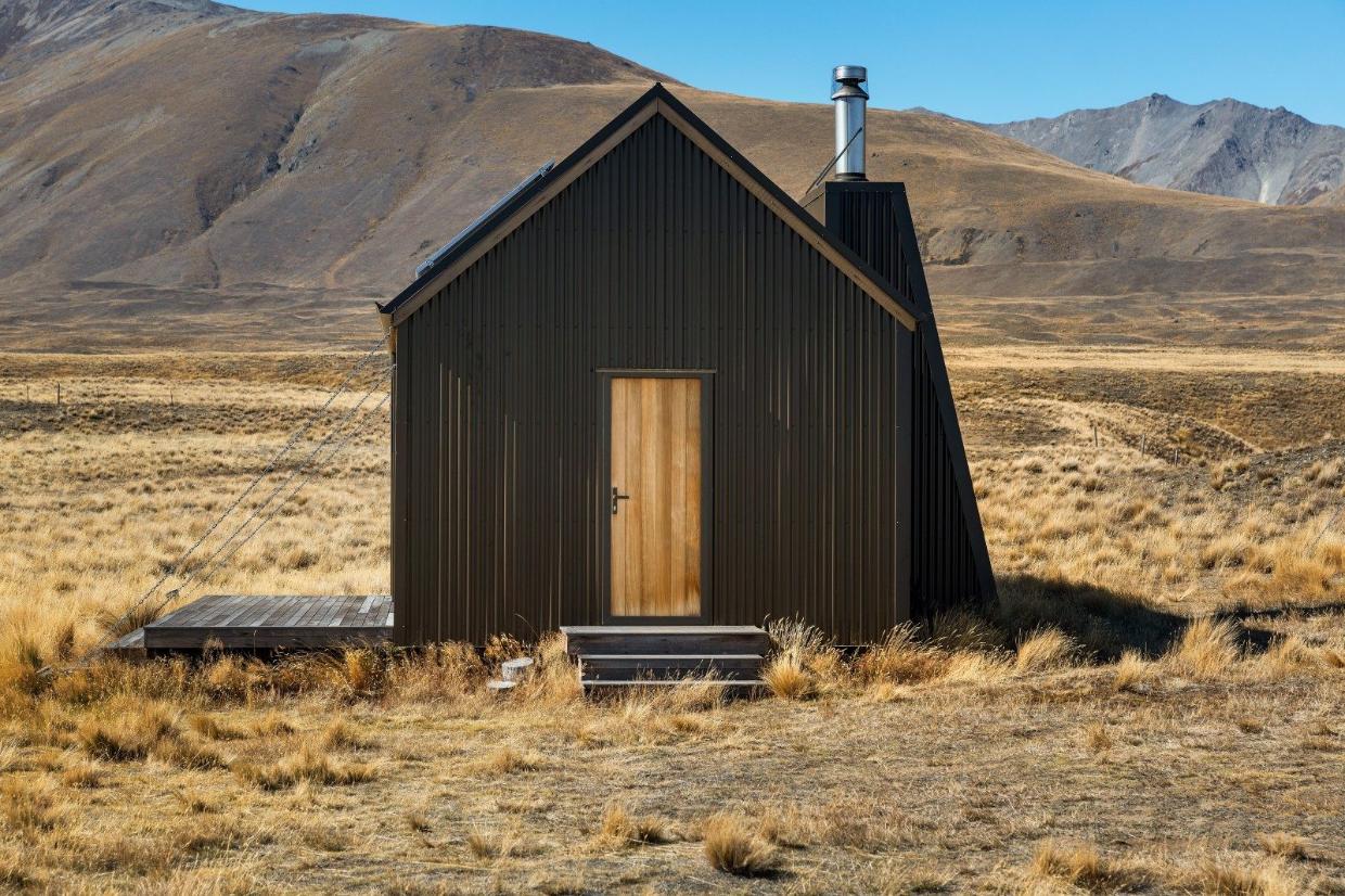 A few hundred metres from the house and 900m above sea level, the Sally Hut provides fun guest accommodation. Photo: NZ Sotheby's