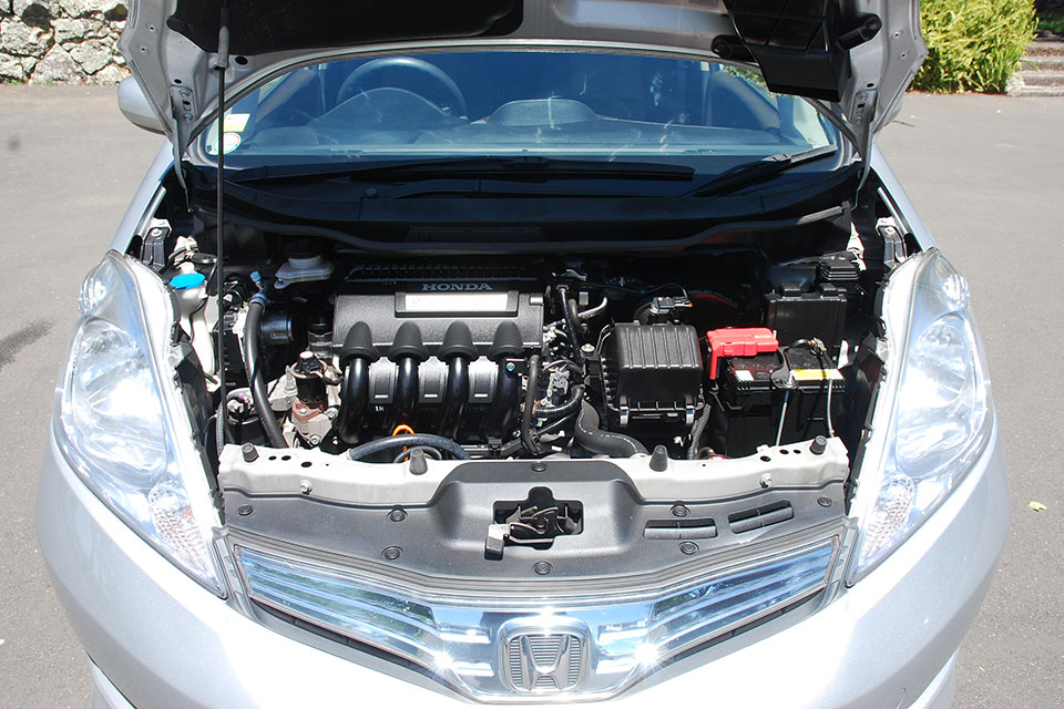 Honda Fit 2012 Engine