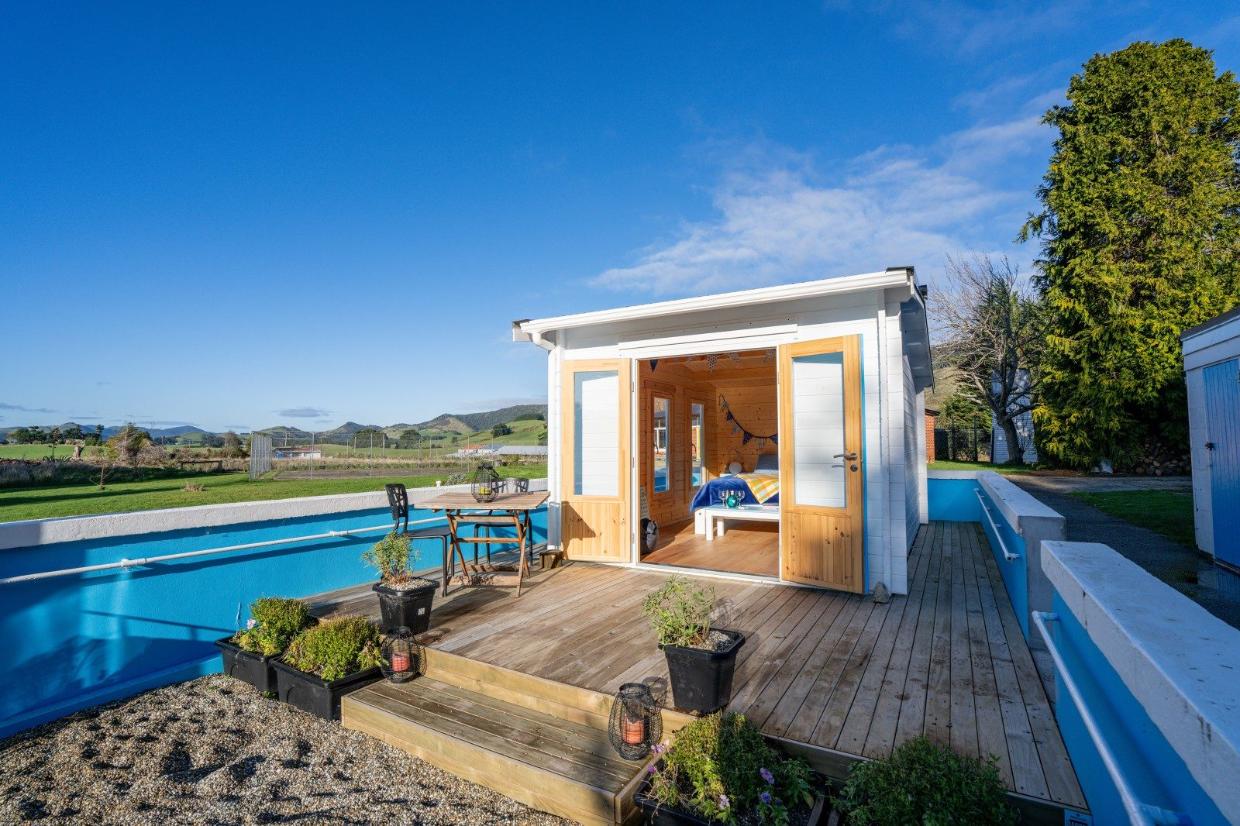 The new pool and chalet.