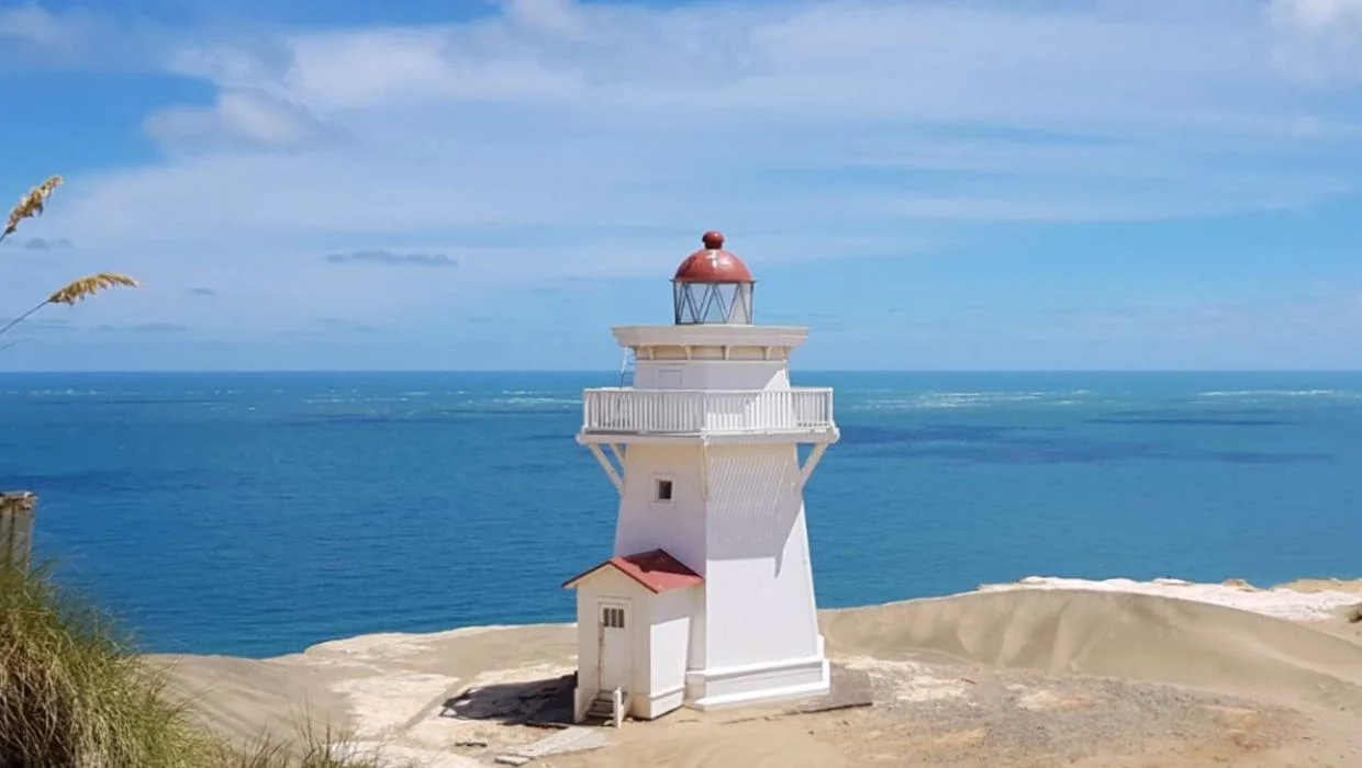 The lighthouse has a Historic Place Category 2 listing with Heritage New Zealand.