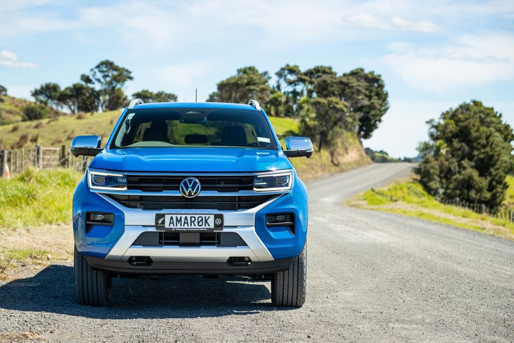 Volkswagen-Amarok-Aventura-front-profile-shot