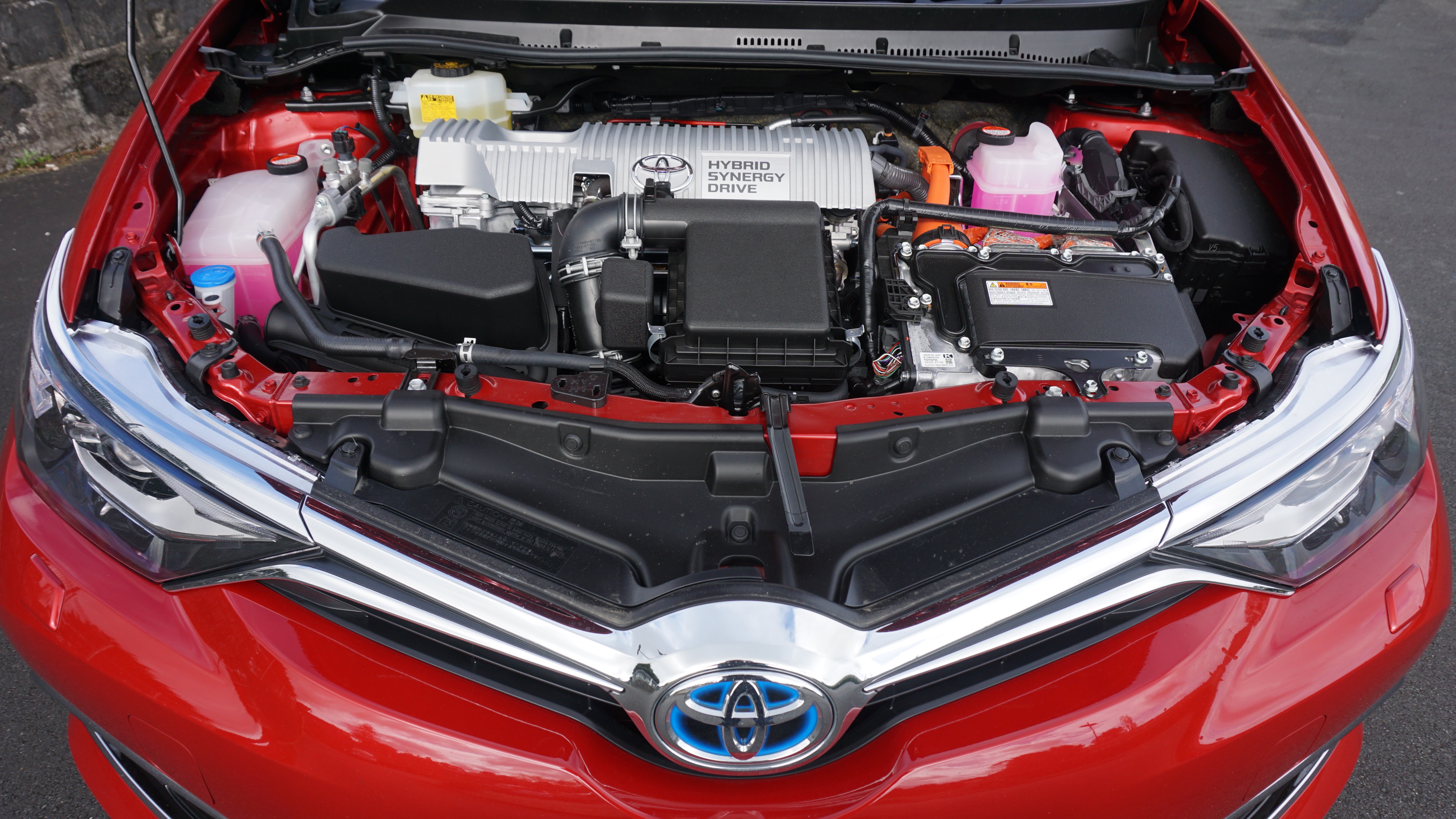 Corolla Hybrid 2016 Engine