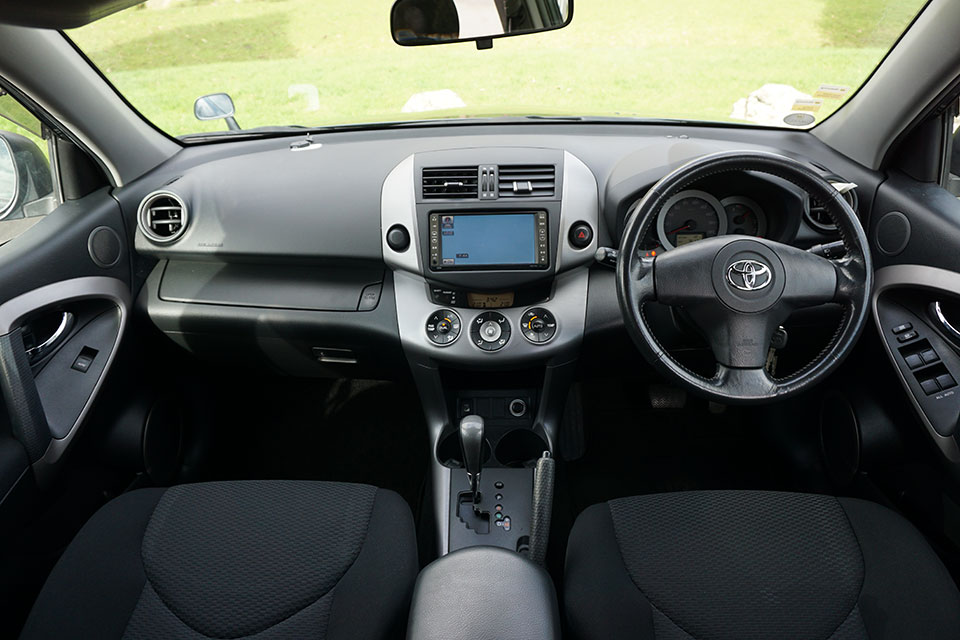 Toyota RAV4 2007 Interior