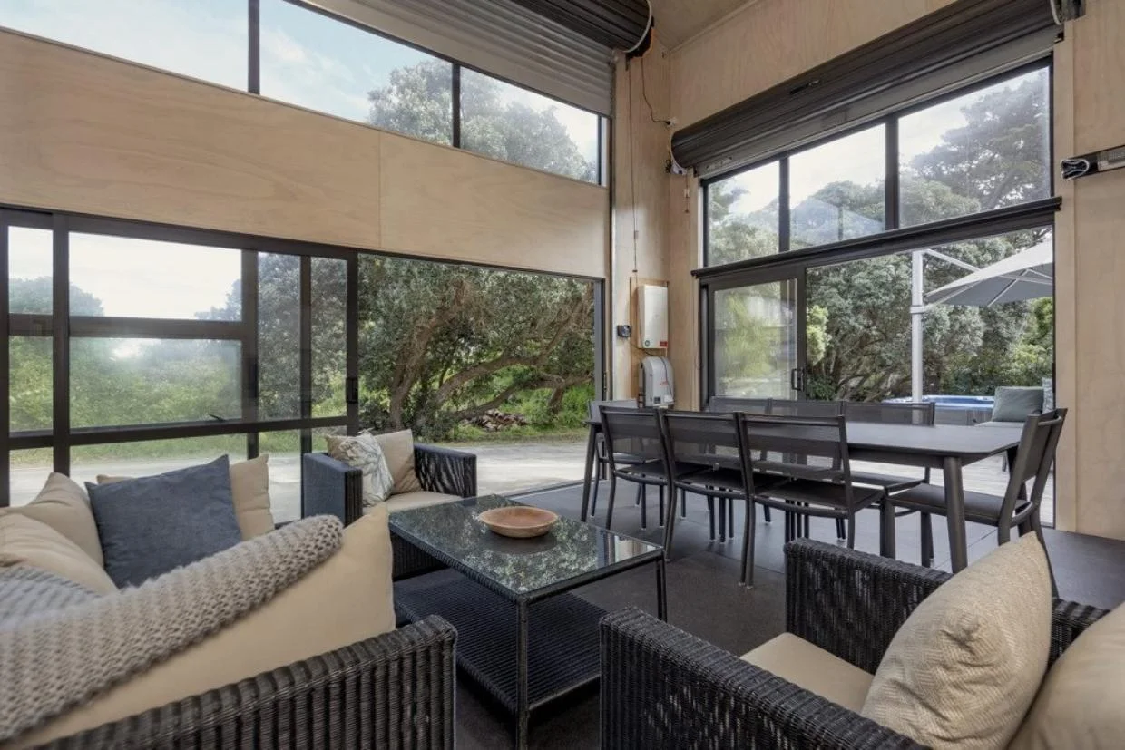 Barn room in Piha house