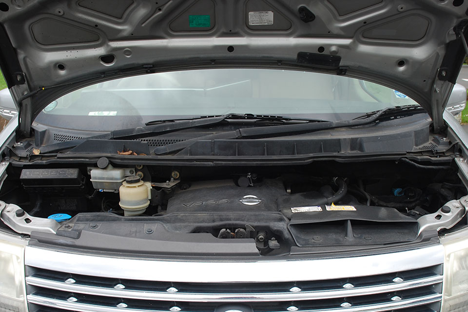 Nissan Elgrand 2006 Engine