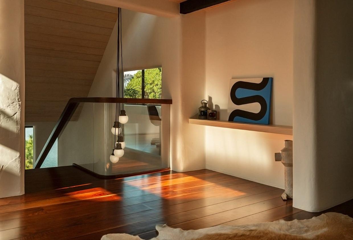 Stunning living areas in the house. 