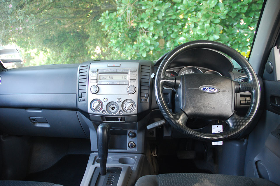 Ford Ranger 2010 Interior