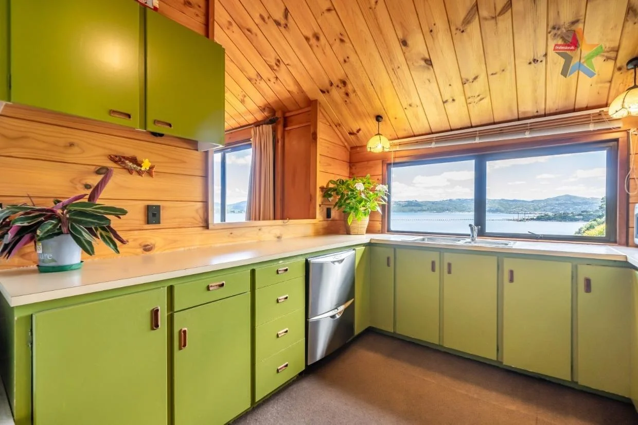 70s kitchen