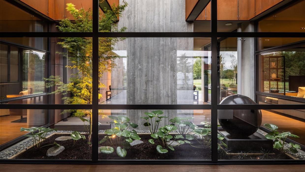 Windows seperate the inside and outside.