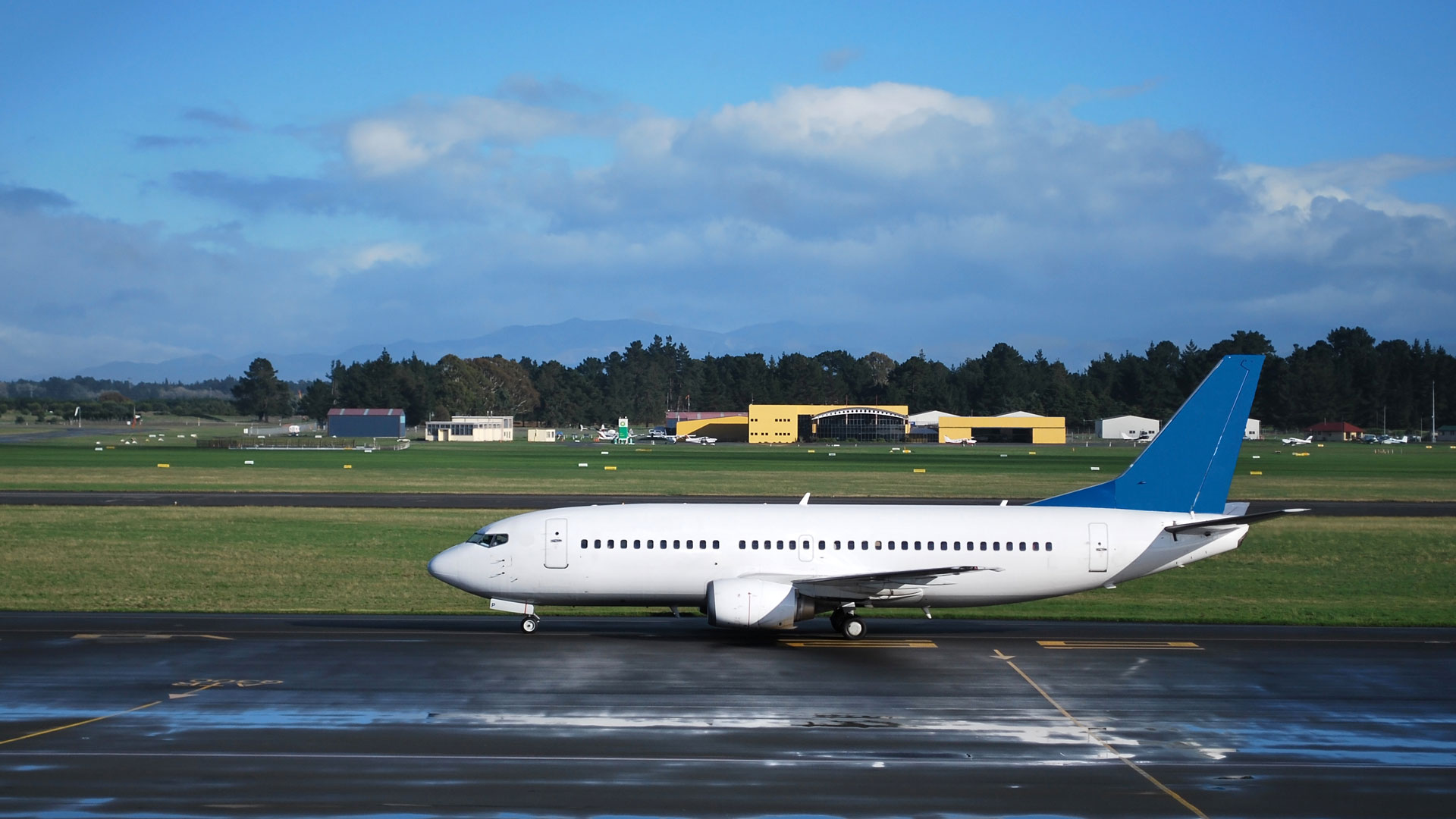 Photo of a plane on the runway at Christchurch airport.