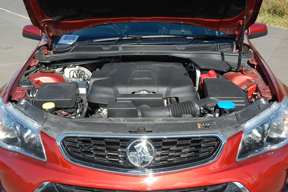 Holden Commodore 2016 Engine