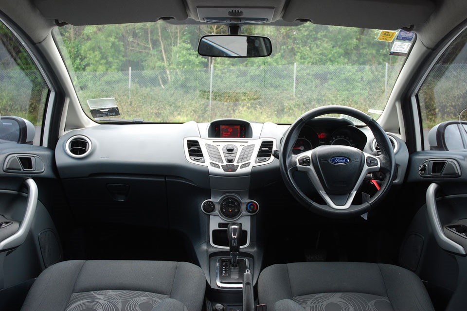 Ford fiesta 2011 Interior