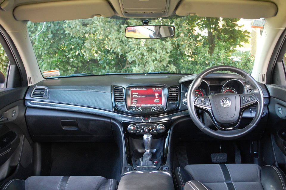 Holden Commodore 2016 Interior